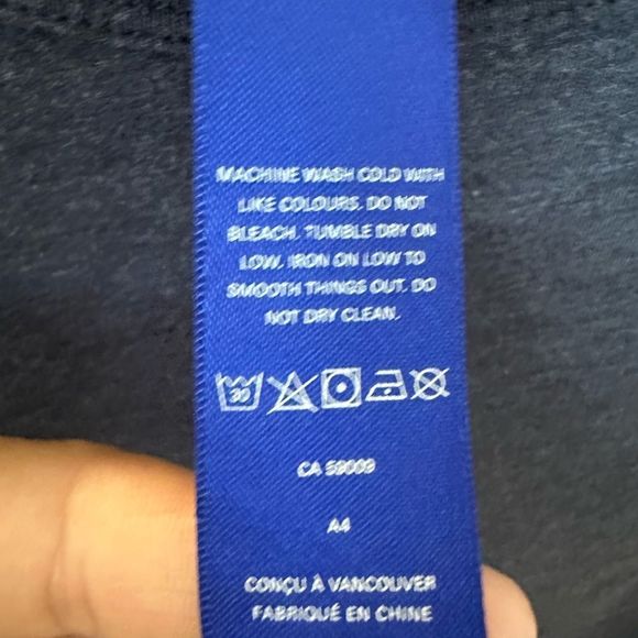 Kit and Ace men’s tee. Size small - Picture 10 of 10